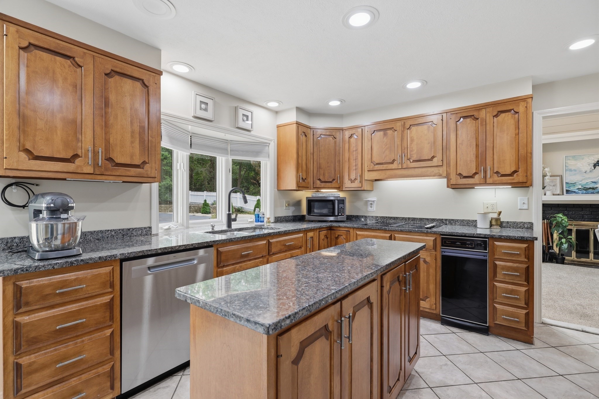 70 Newton Street Property Photo 4
