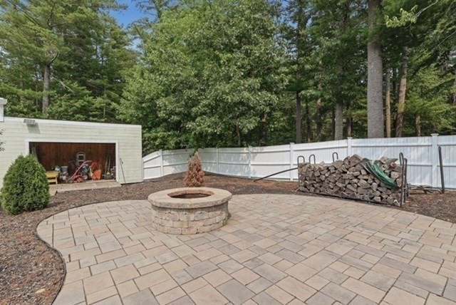 70 Newton Street Property Photo 36