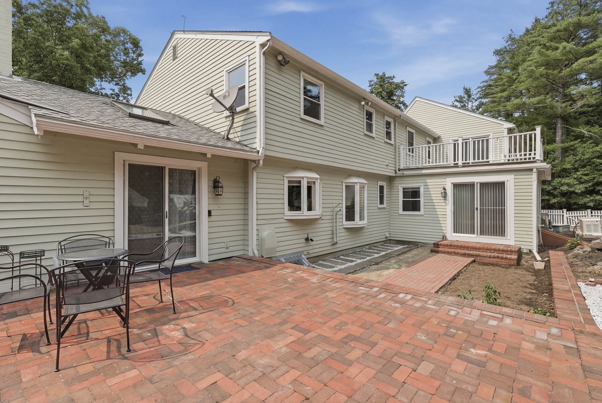 70 Newton Street Property Photo 37