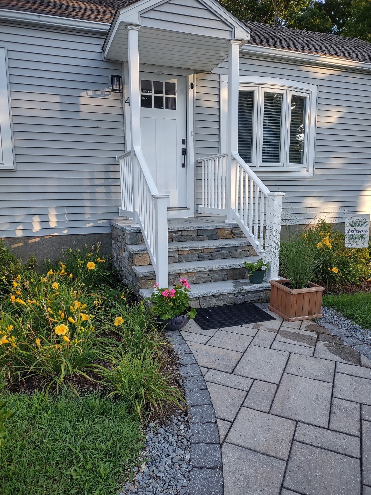 4 Glenwood Ave Property Photo 3
