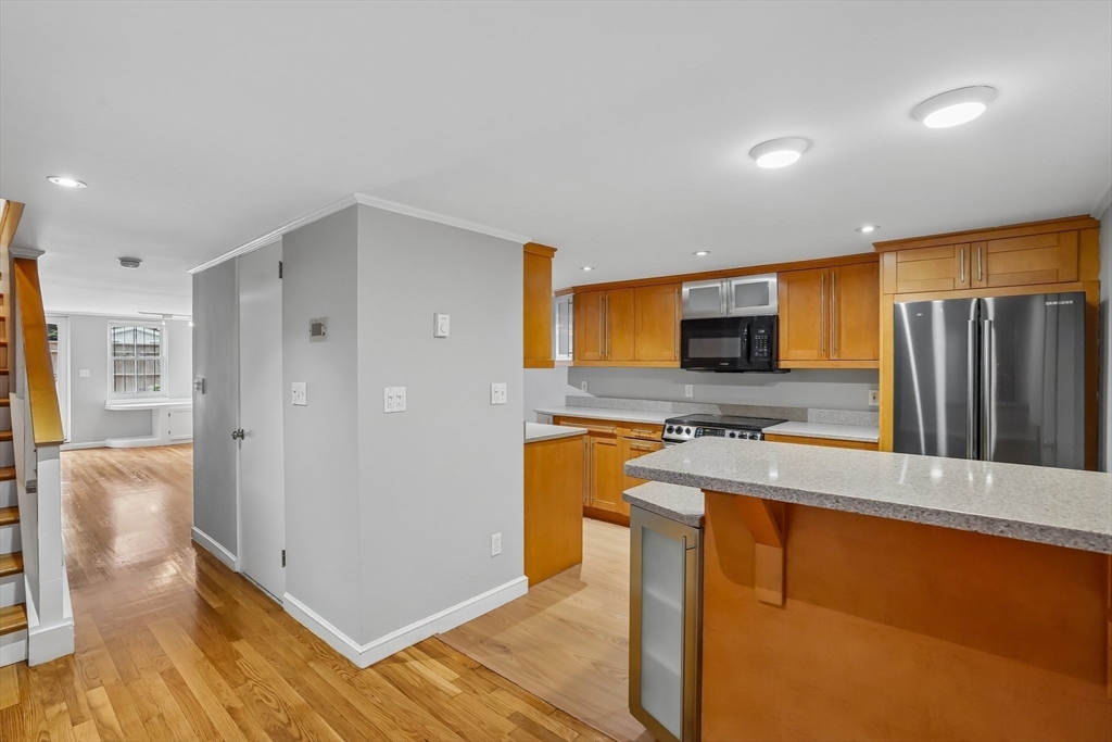 227 W Canton St. # 1 Property Photo 17