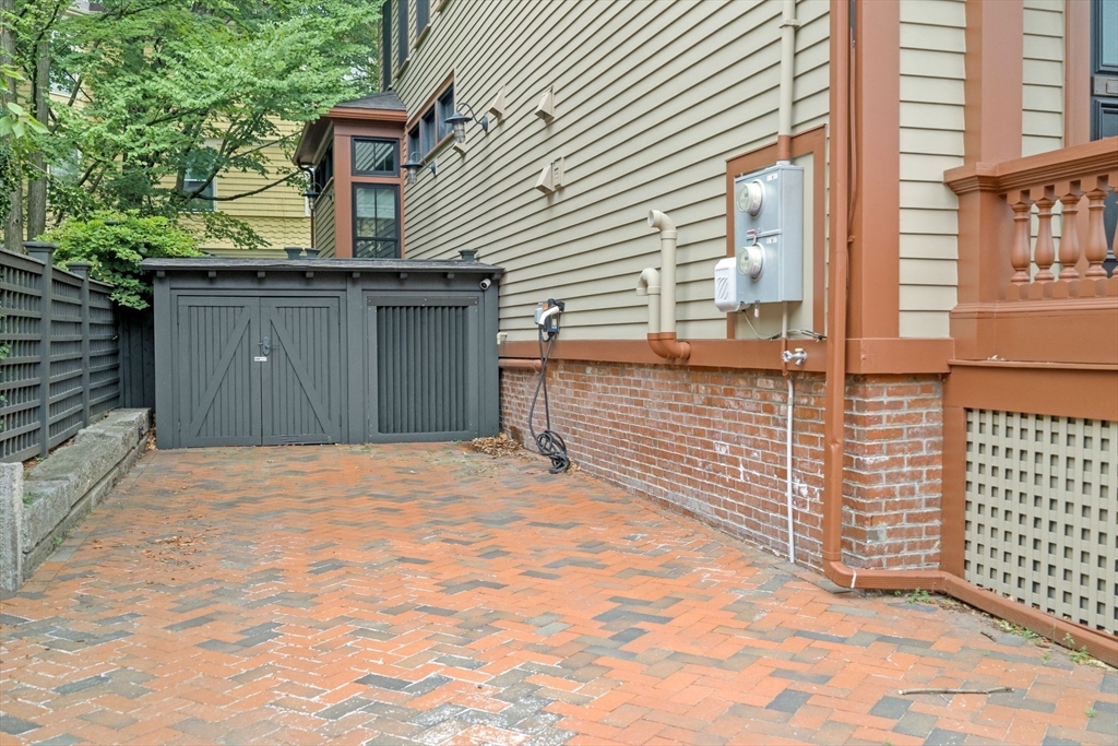 81 Garfield St # 81 Property Photo 8