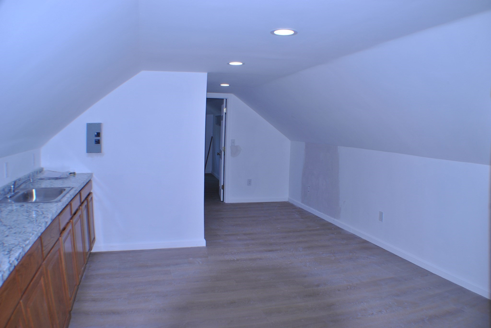 3 Portina Rd # 3a Property Photo 3