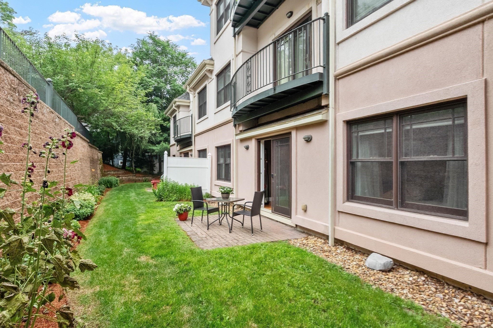 558 E Merrimack St # 34 Property Photo 17