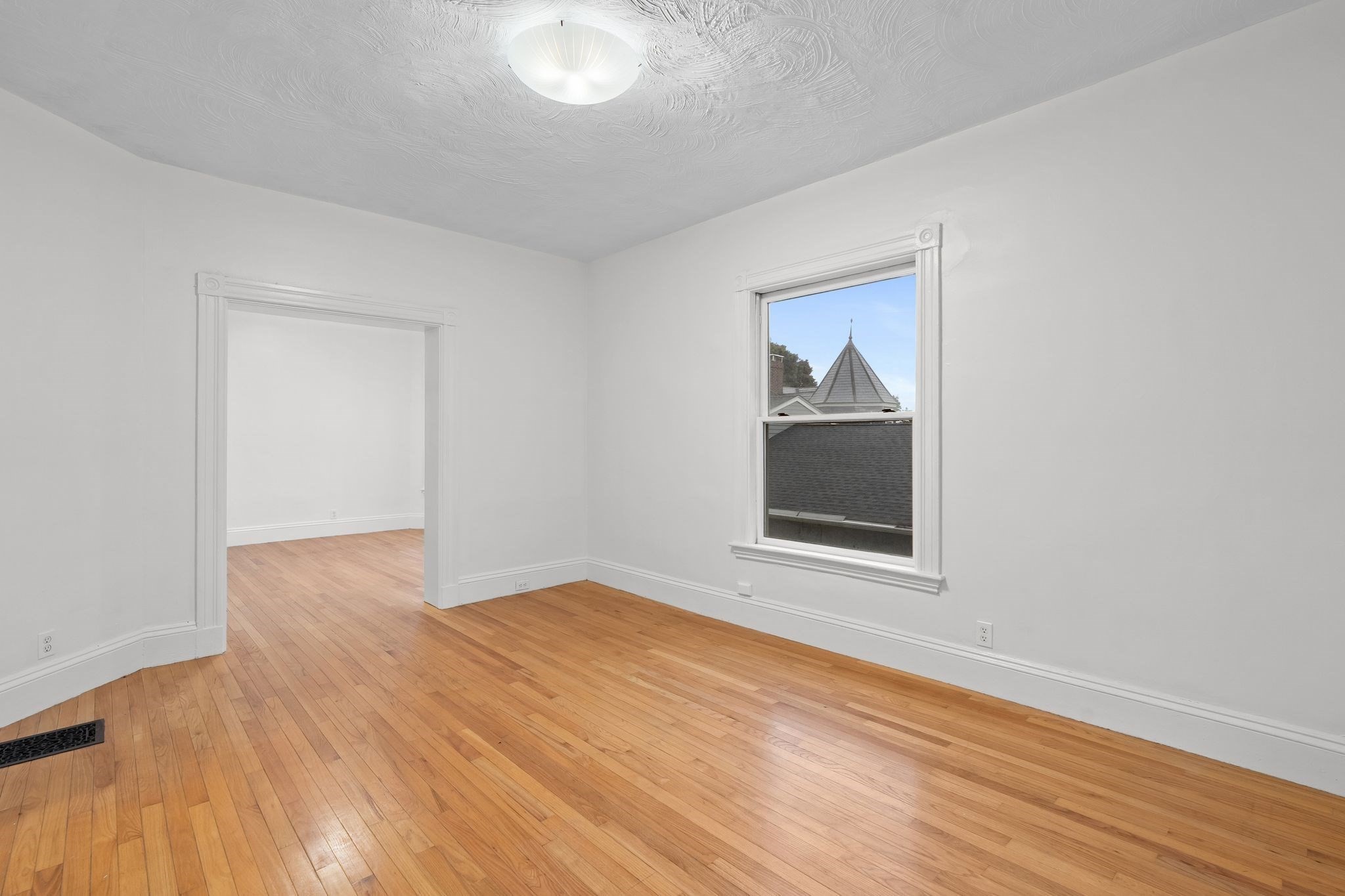 17 Windermere Road Property Photo 8