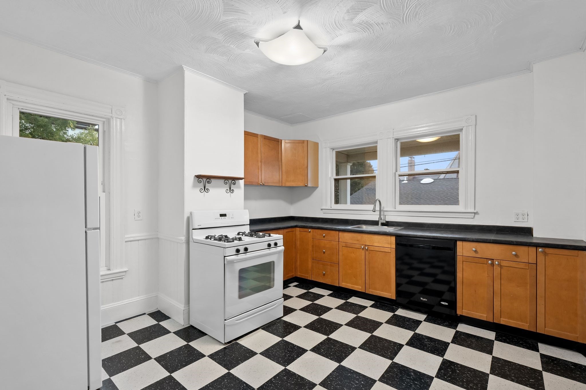 17 Windermere Road Property Photo 9