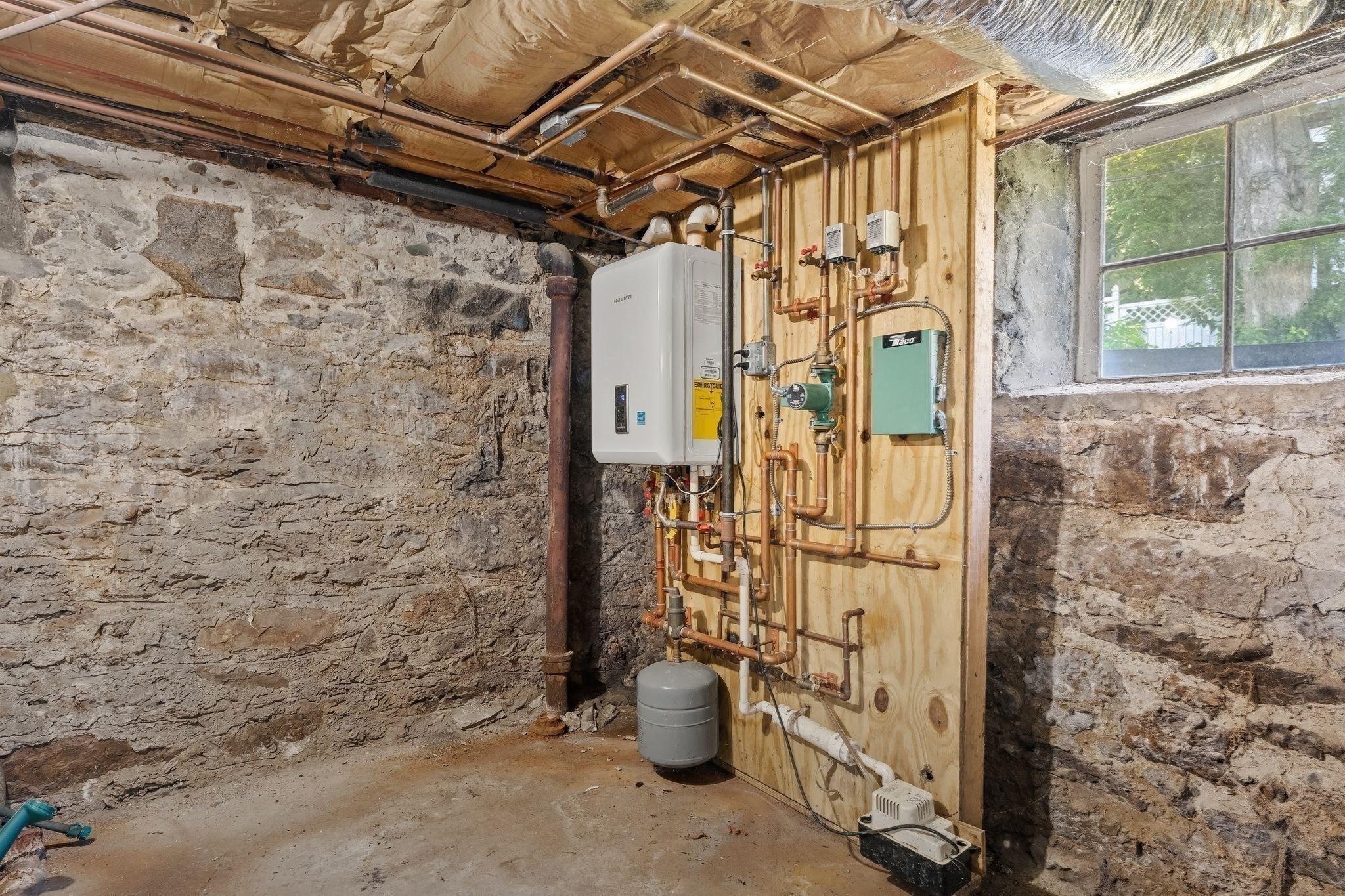 17 Windermere Road Property Photo 35