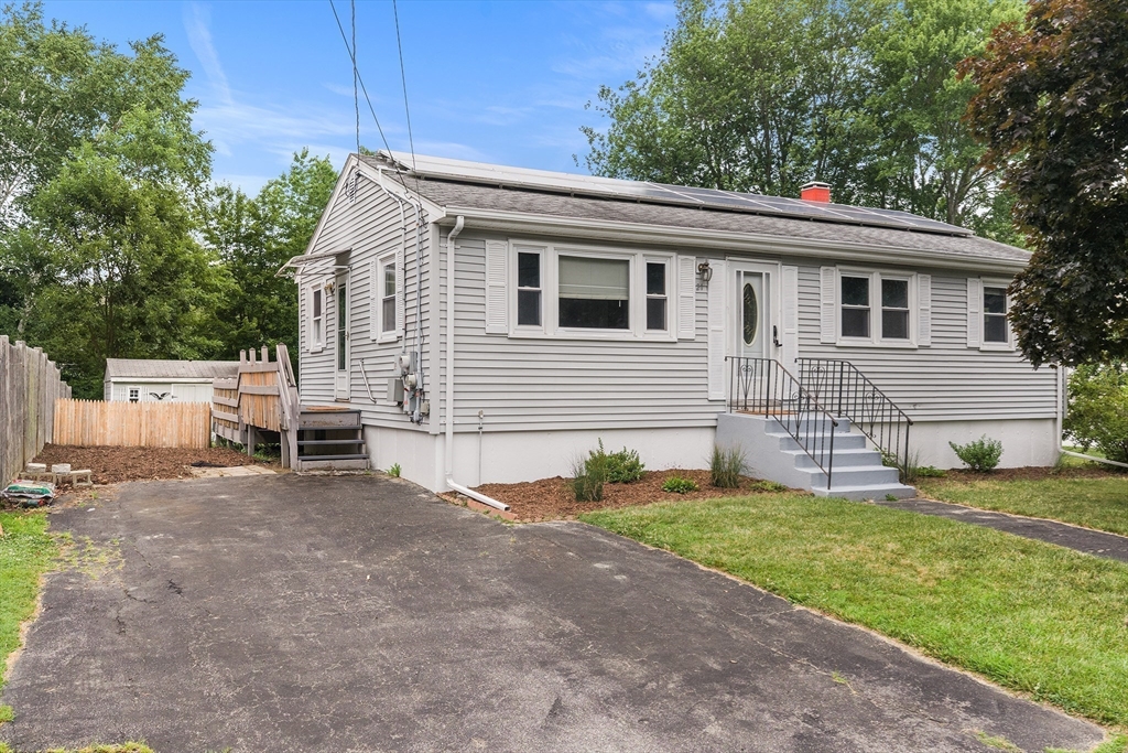 21 Lafayette St Property Photo 1