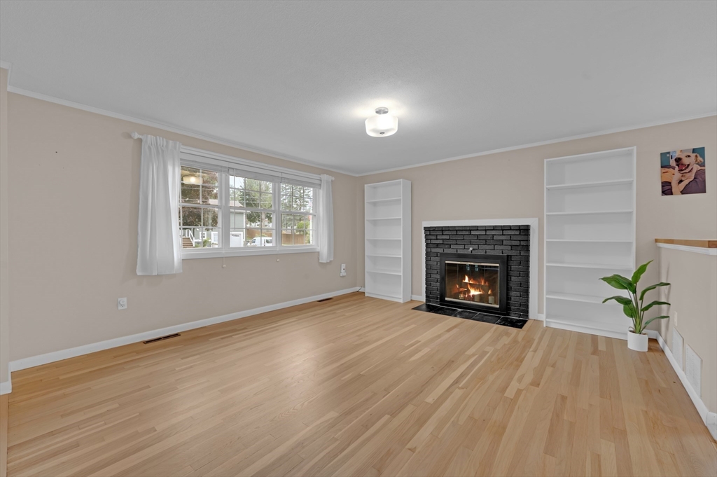 28 Yale Dr Property Photo 6