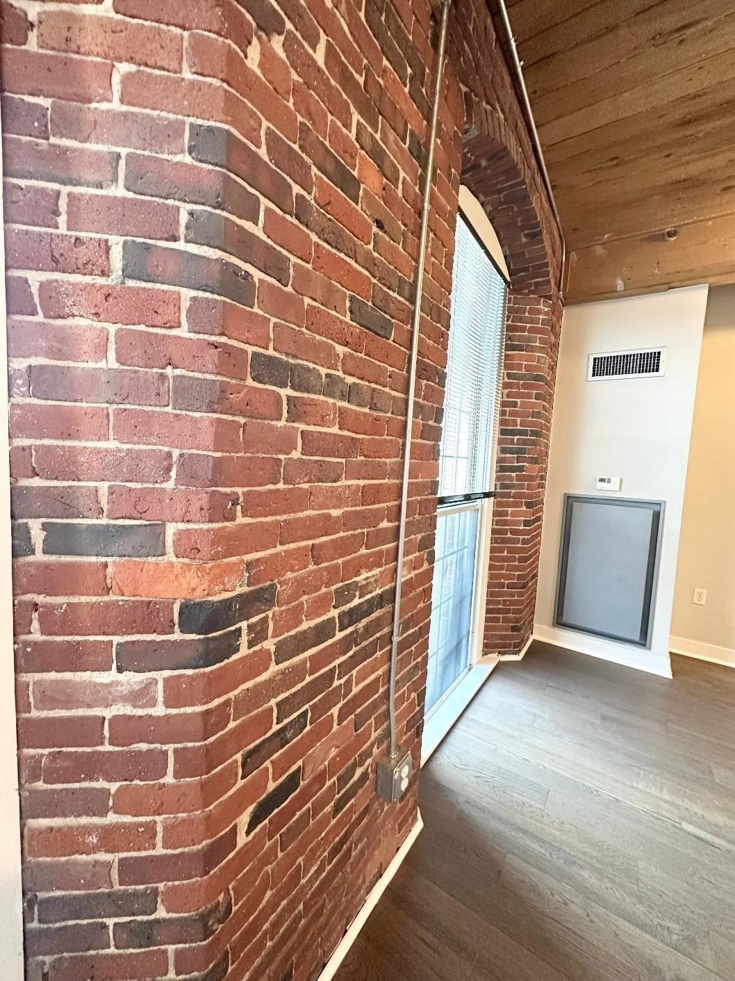 130 John Street # 355 Property Photo 16
