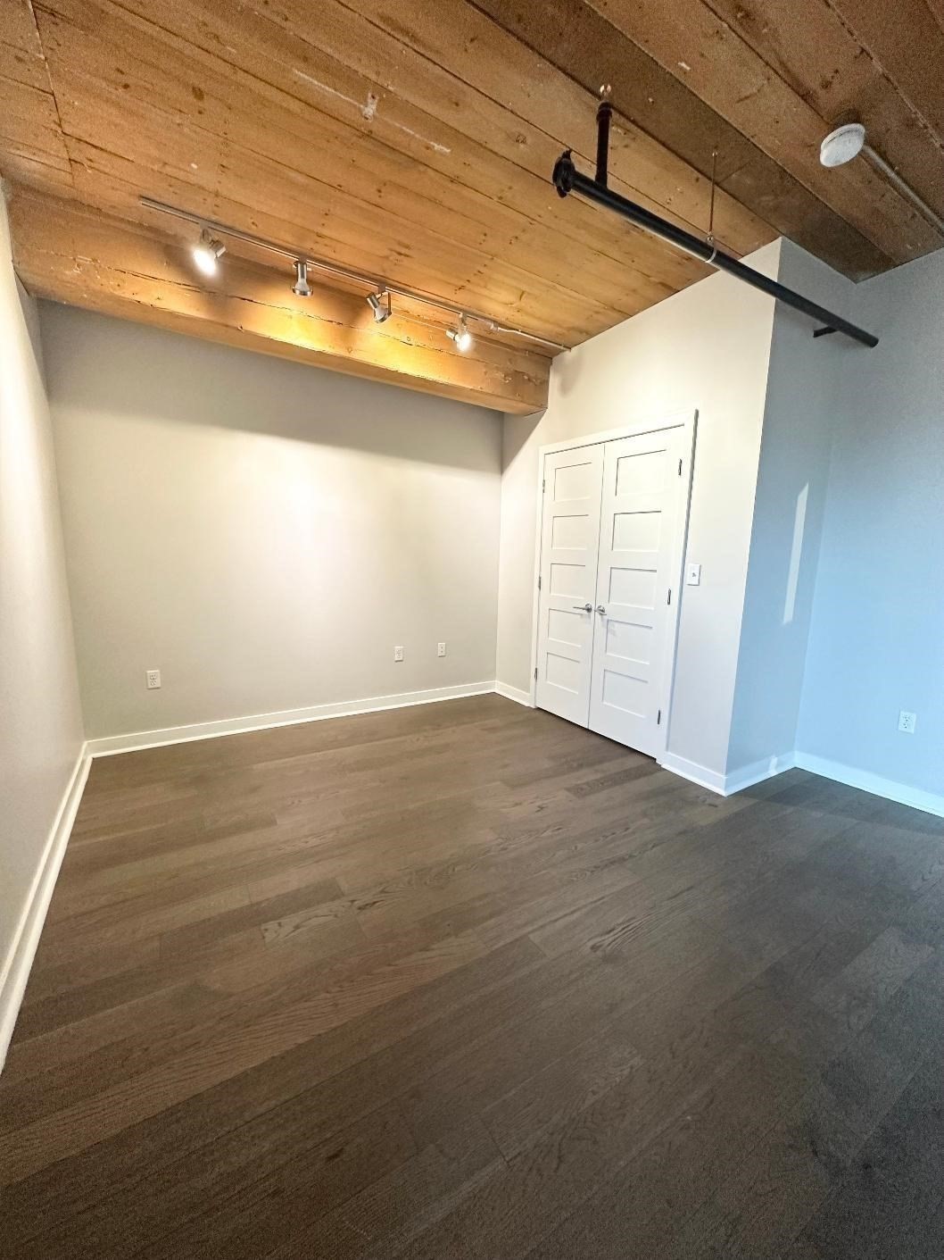 130 John Street # 355 Property Photo 26