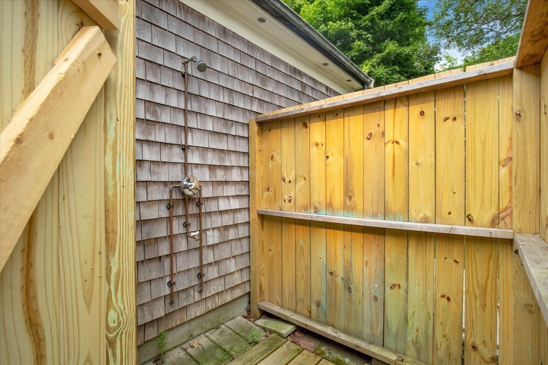 579 E Falmouth Hwy Property Photo 10