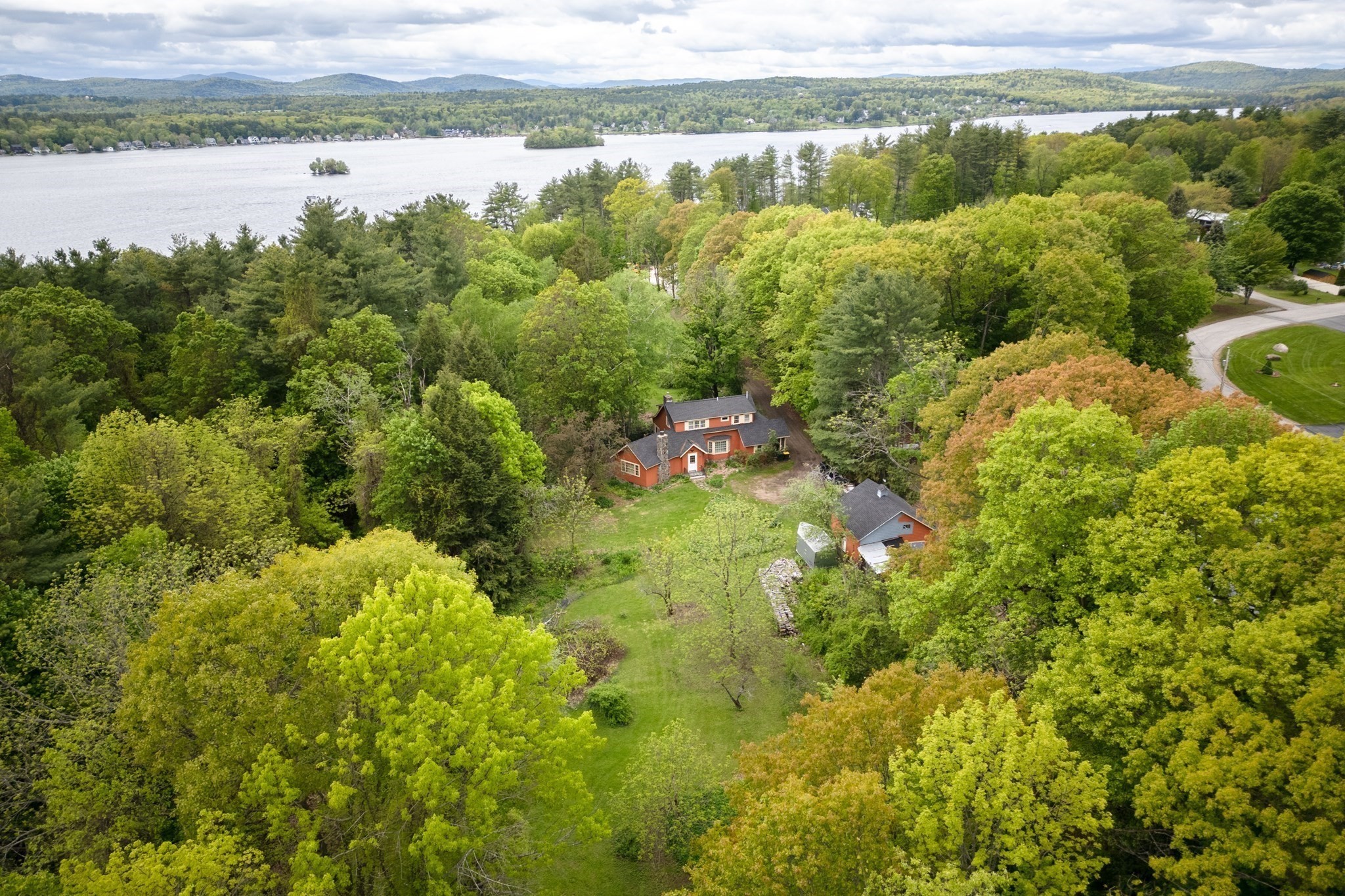 43 White Oaks Rd Property Photo 2