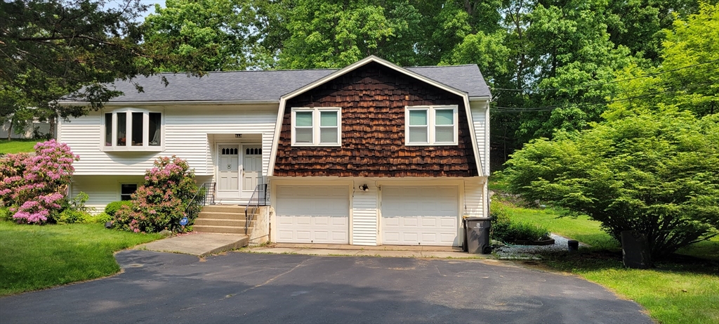 48 Badger Rd Property Photo 1