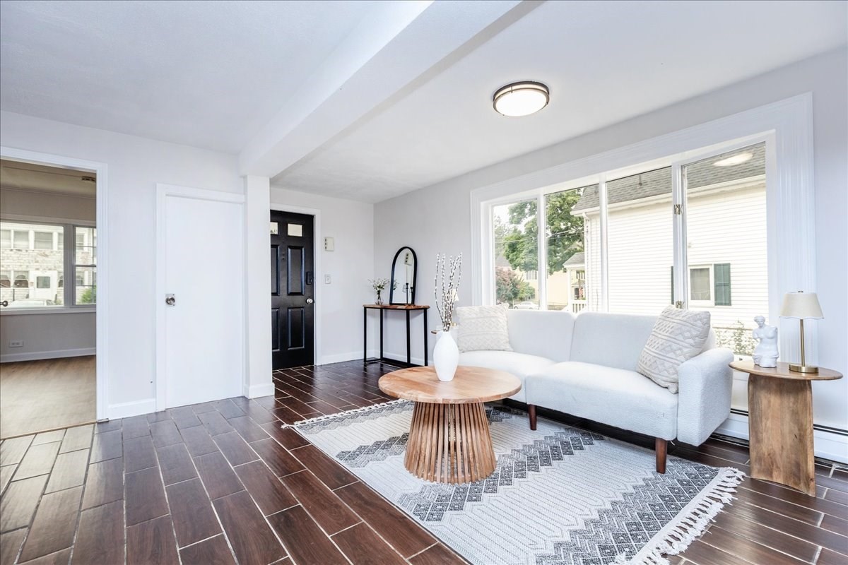 70 Glenwood Street Property Photo 8