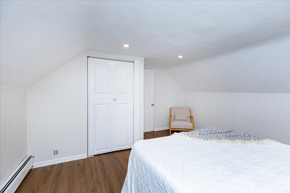 70 Glenwood Street Property Photo 25
