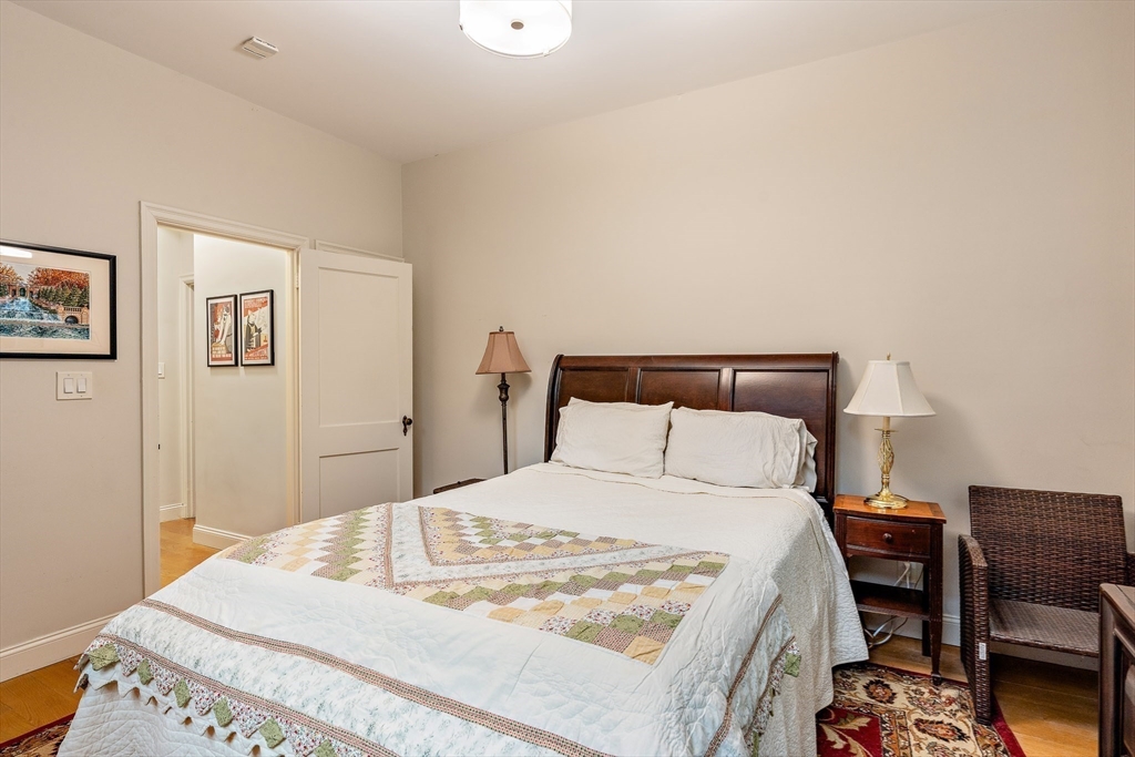 4 Kilsyth Terrace # 14 Property Photo 11
