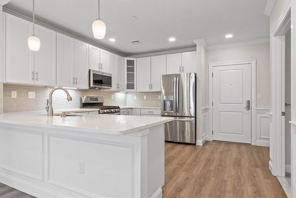 320 Middlesex Avenue # D107 Property Photo 6
