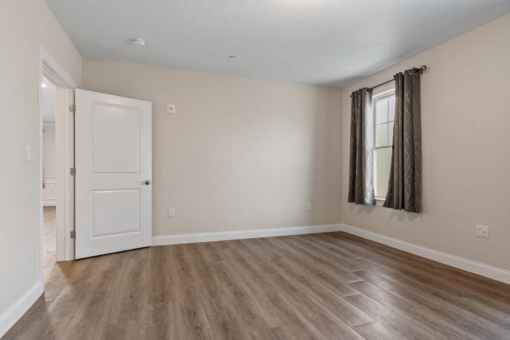 320 Middlesex Avenue # D107 Property Photo 11