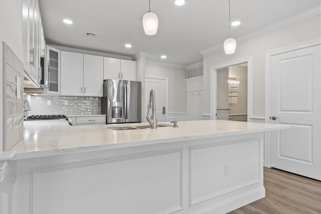 320 Middlesex Avenue # D107 Property Photo 13
