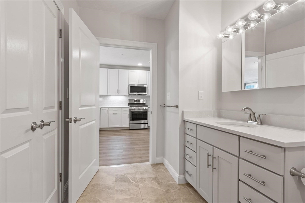 320 Middlesex Avenue # D107 Property Photo 15
