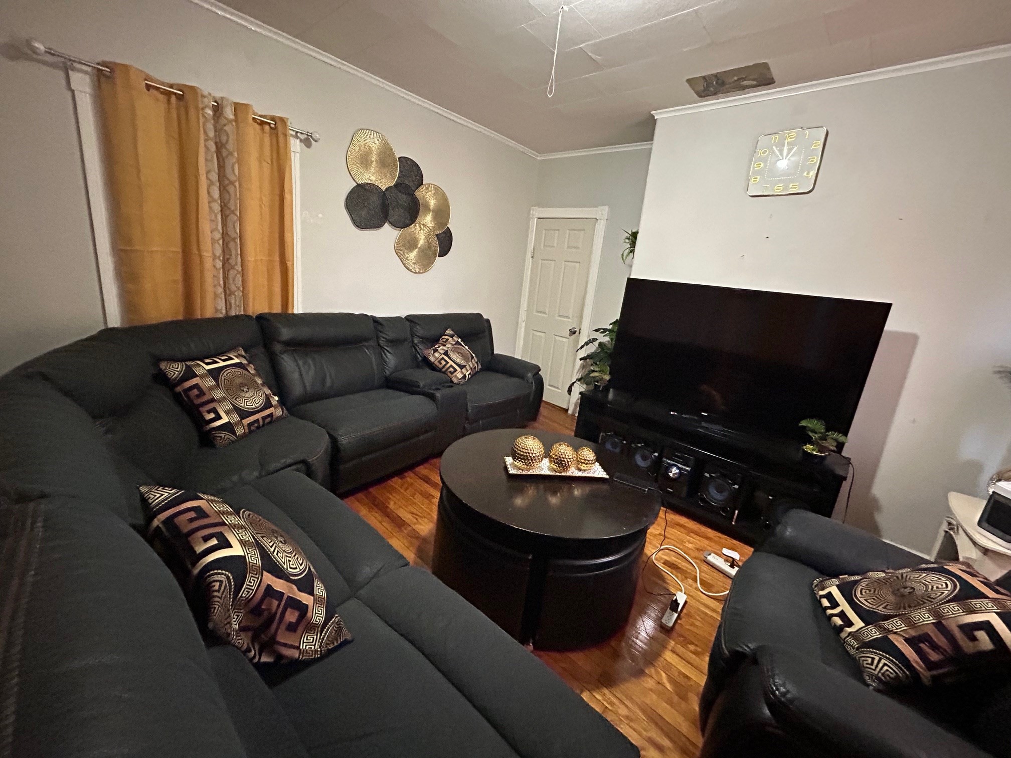 7 Bluff St Property Photo 3