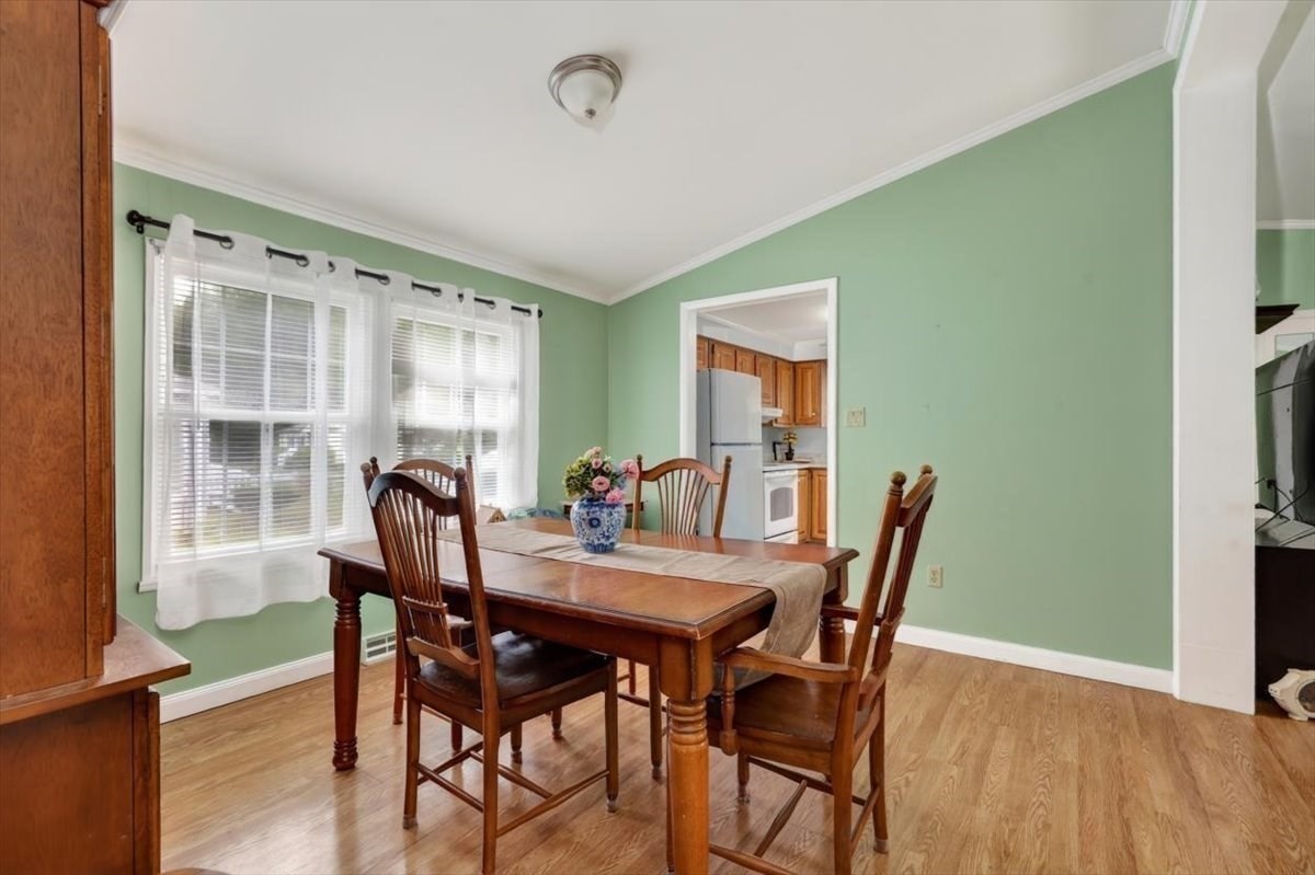 46 Leisurewoods Drive Property Photo 6