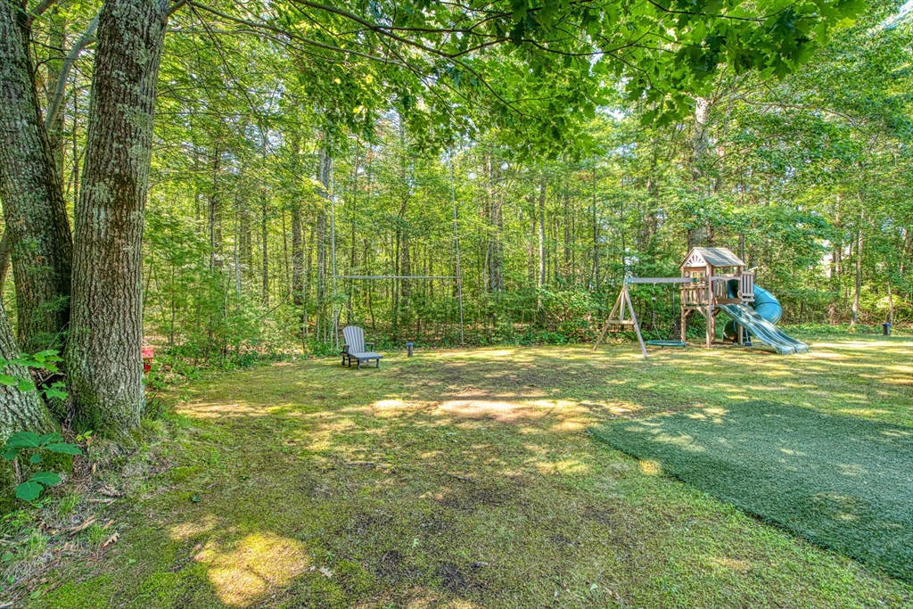 107 Field St Property Photo 30