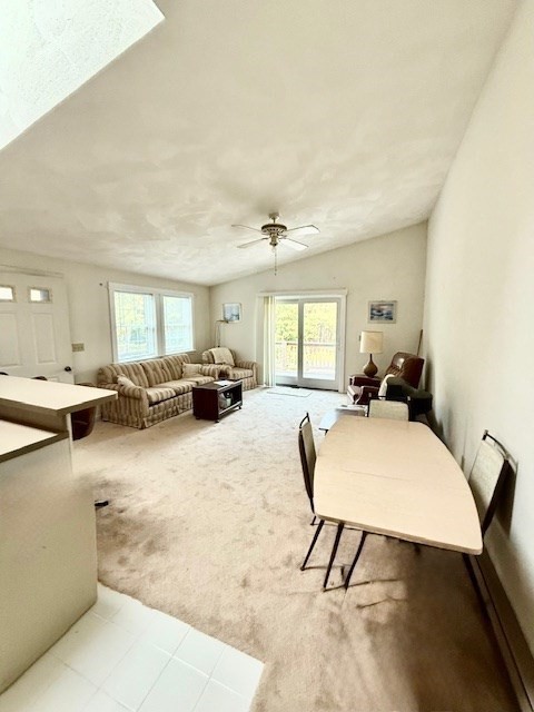 35 Ashumet Rd # 4d Property Photo 2