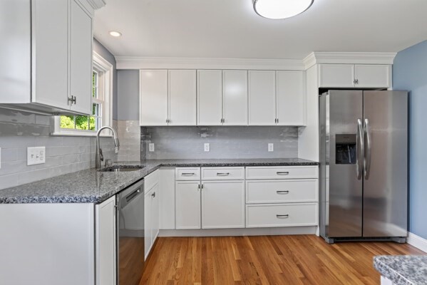 9 Harriett Ave Property Photo 8