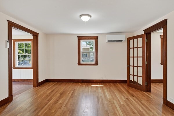 9 Harriett Ave Property Photo 13