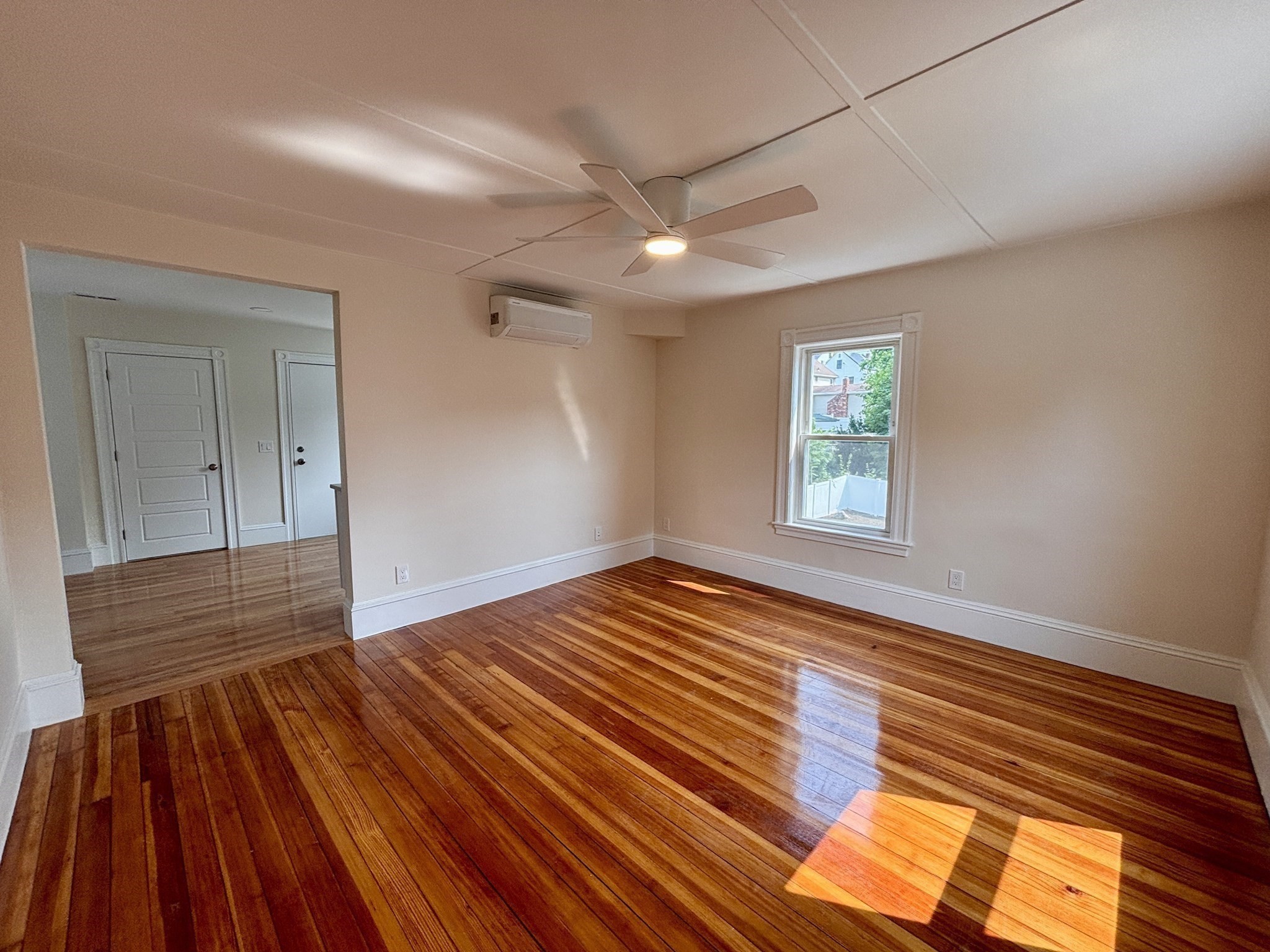 29 Sylvan St # 2 Property Photo 7