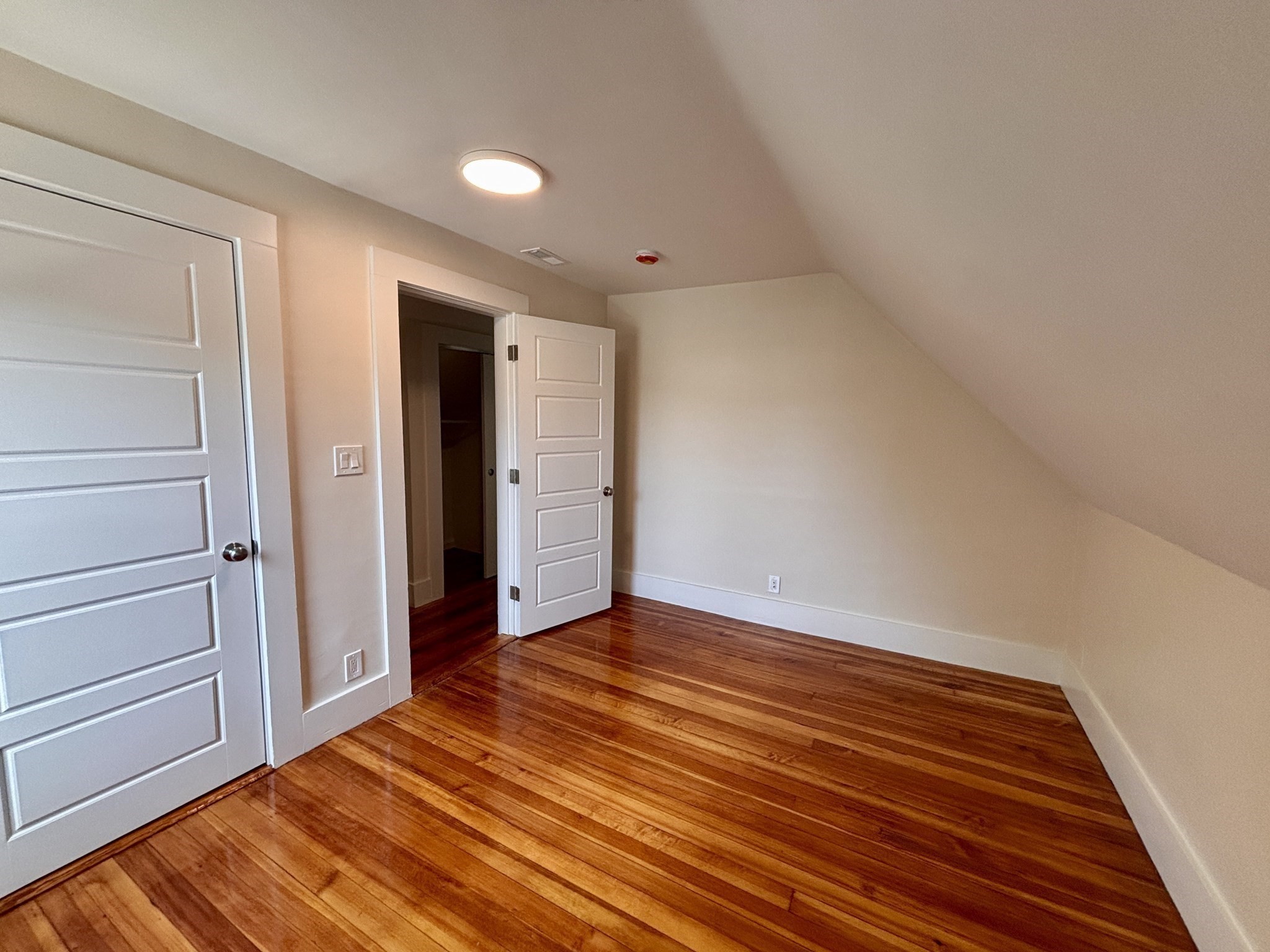 29 Sylvan St # 2 Property Photo 11