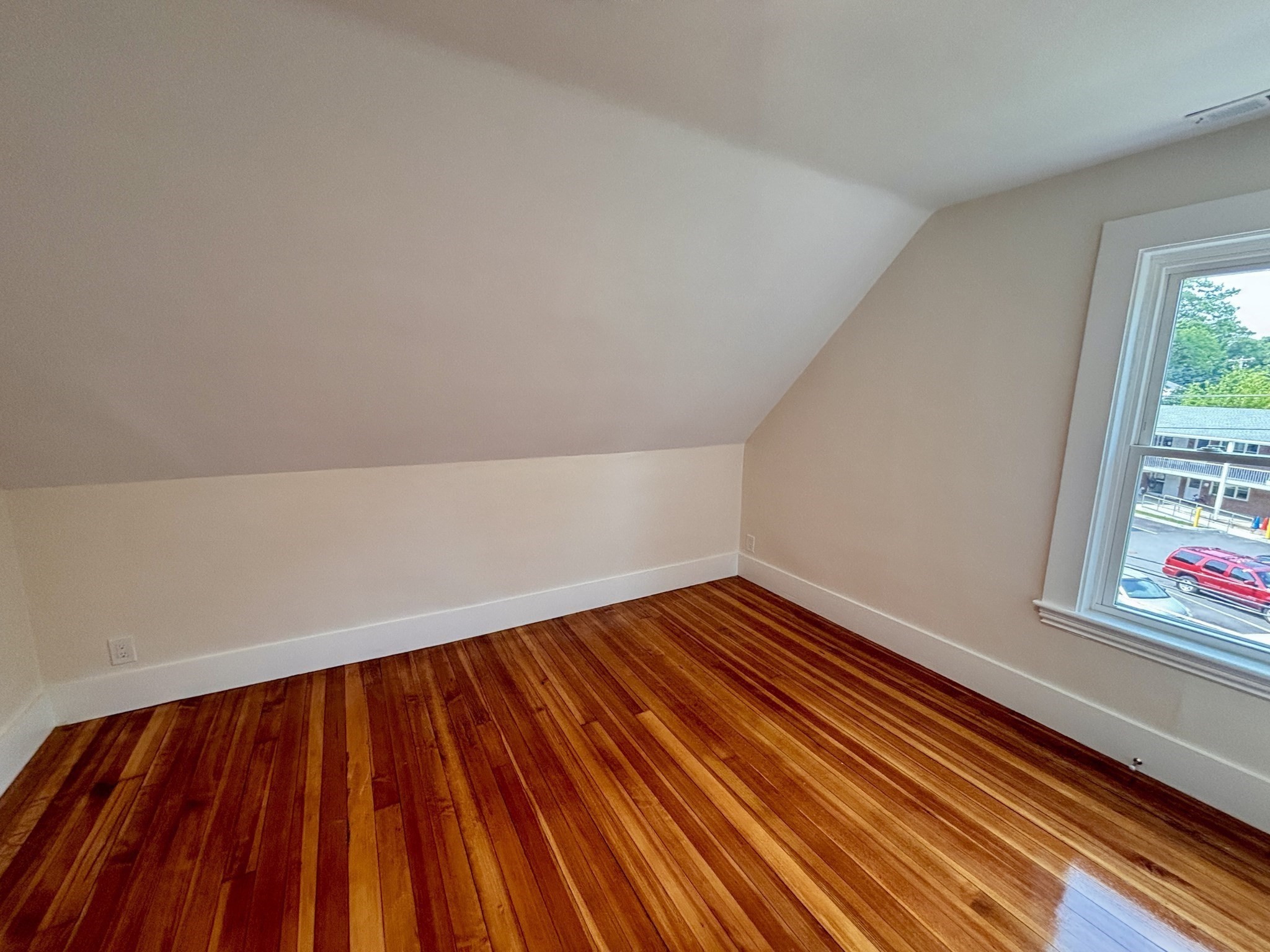 29 Sylvan St # 2 Property Photo 12