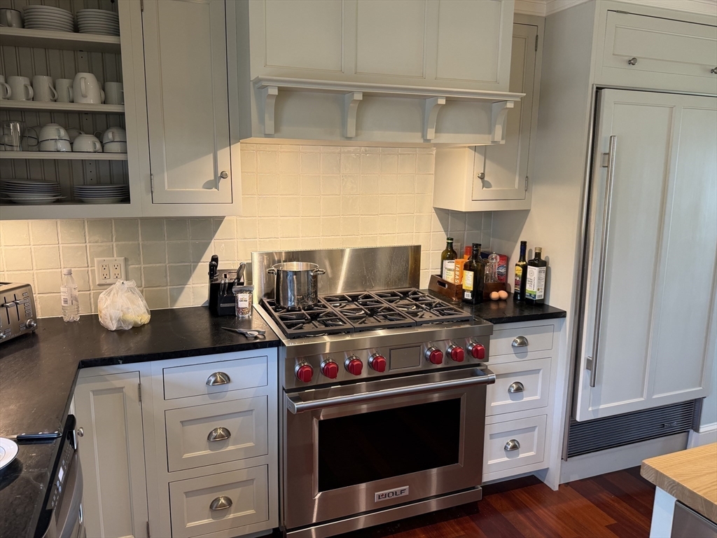 159 West St Property Photo 11