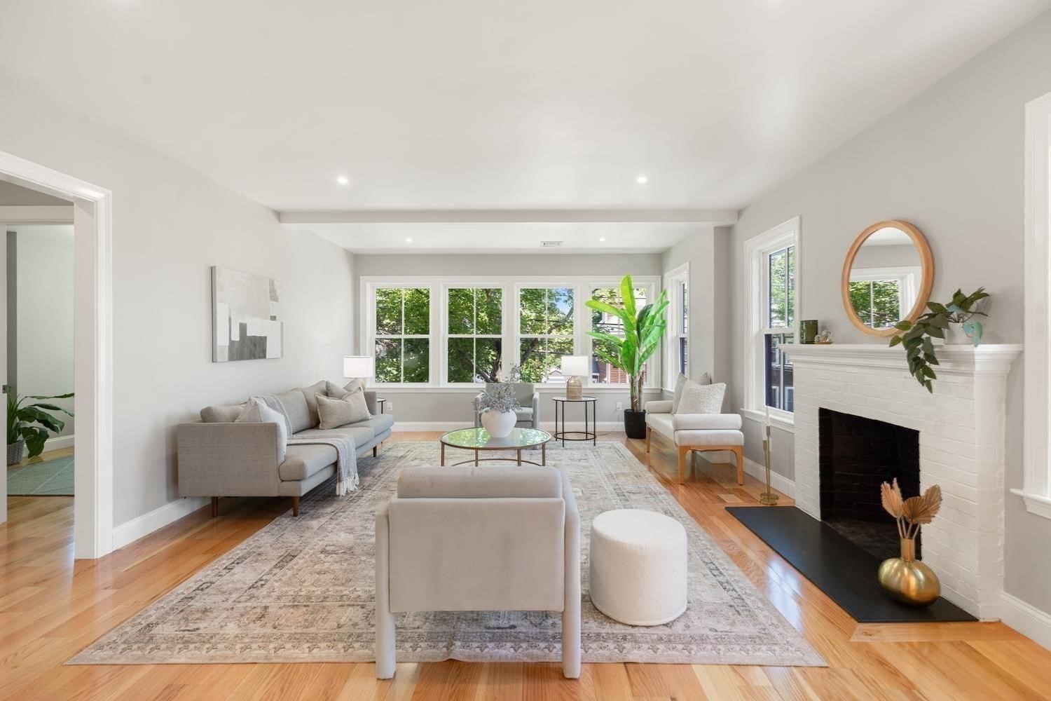 48 Mt Vernon St # 2 Property Photo 2