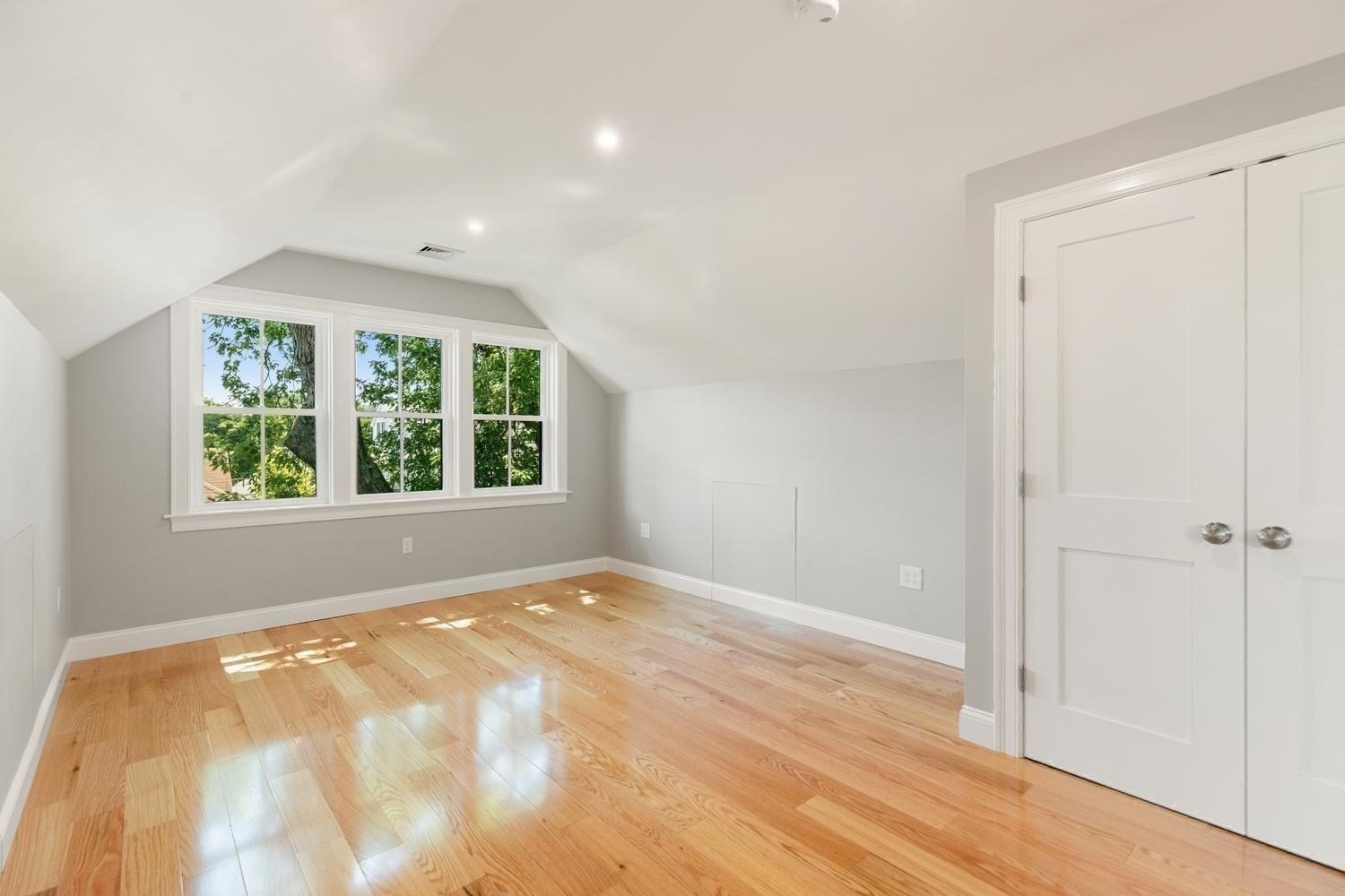 48 Mt Vernon St # 2 Property Photo 21