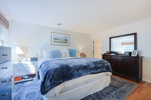26 Pleasant St # B Property Photo 10