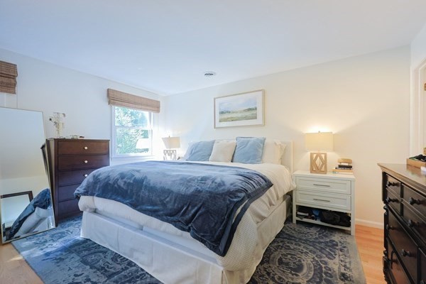 26 Pleasant St # B Property Photo 11