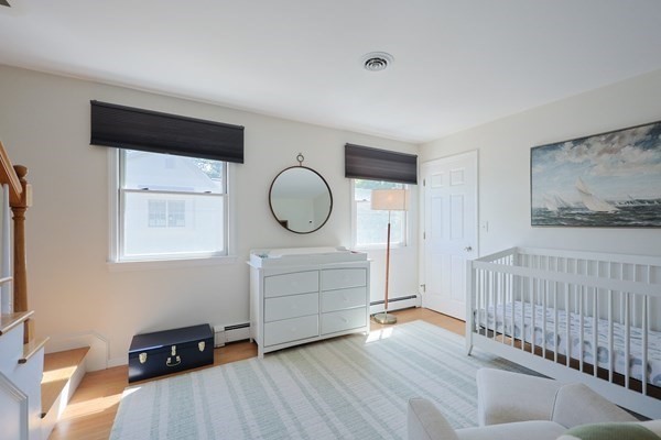 26 Pleasant St # B Property Photo 13