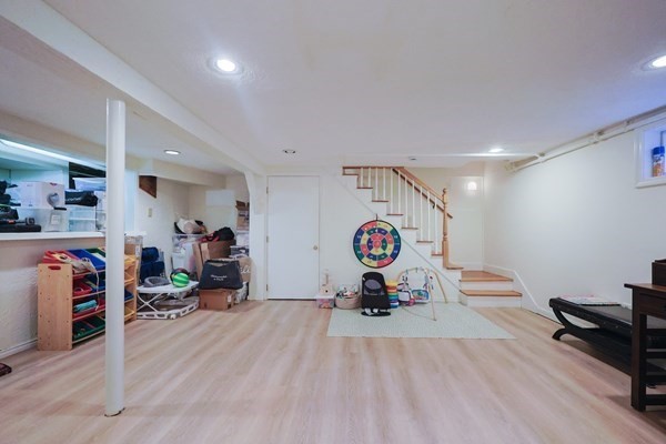 26 Pleasant St # B Property Photo 17