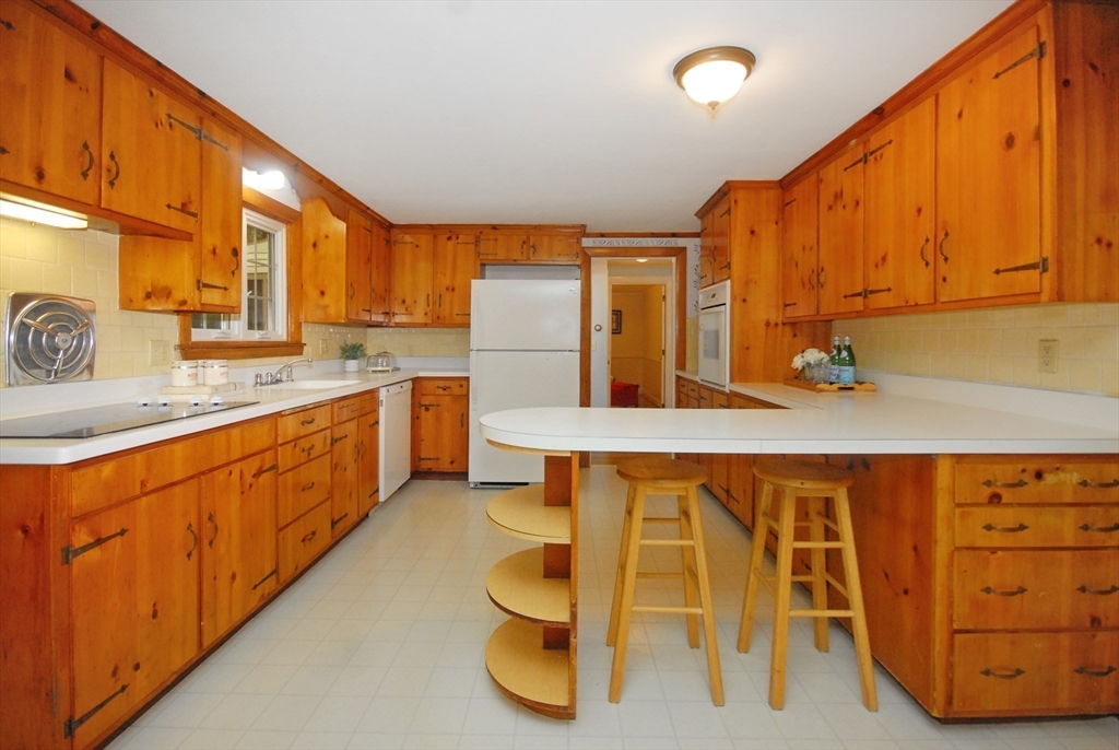 6 Hosmer Street Property Photo 19