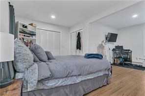 215 Kenyon Ave Property Photo 22