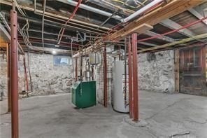 215 Kenyon Ave Property Photo 24