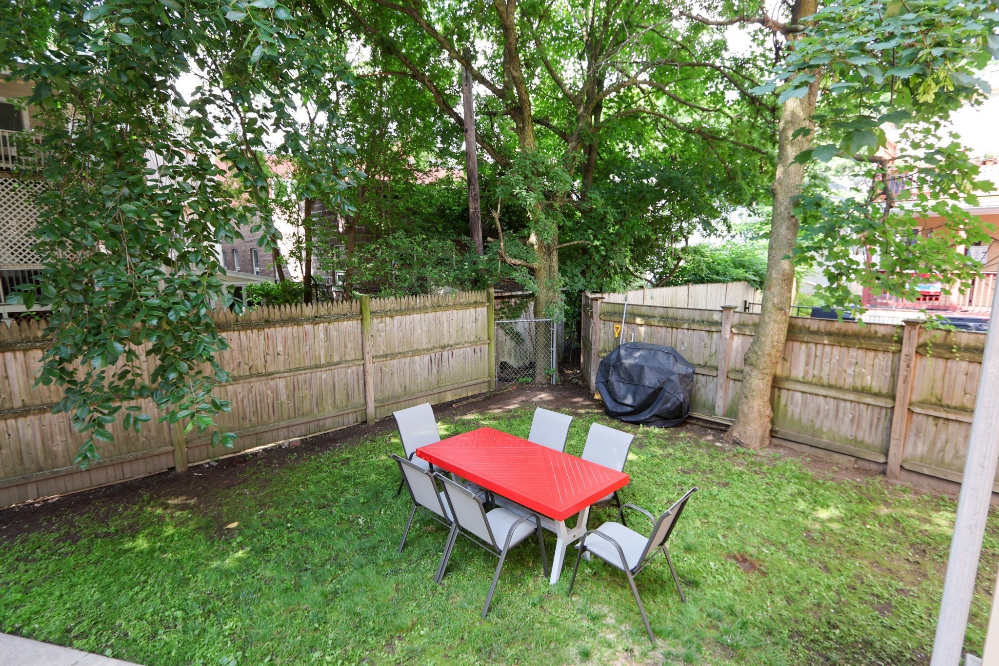 25 Jay St - C Property Photo 19