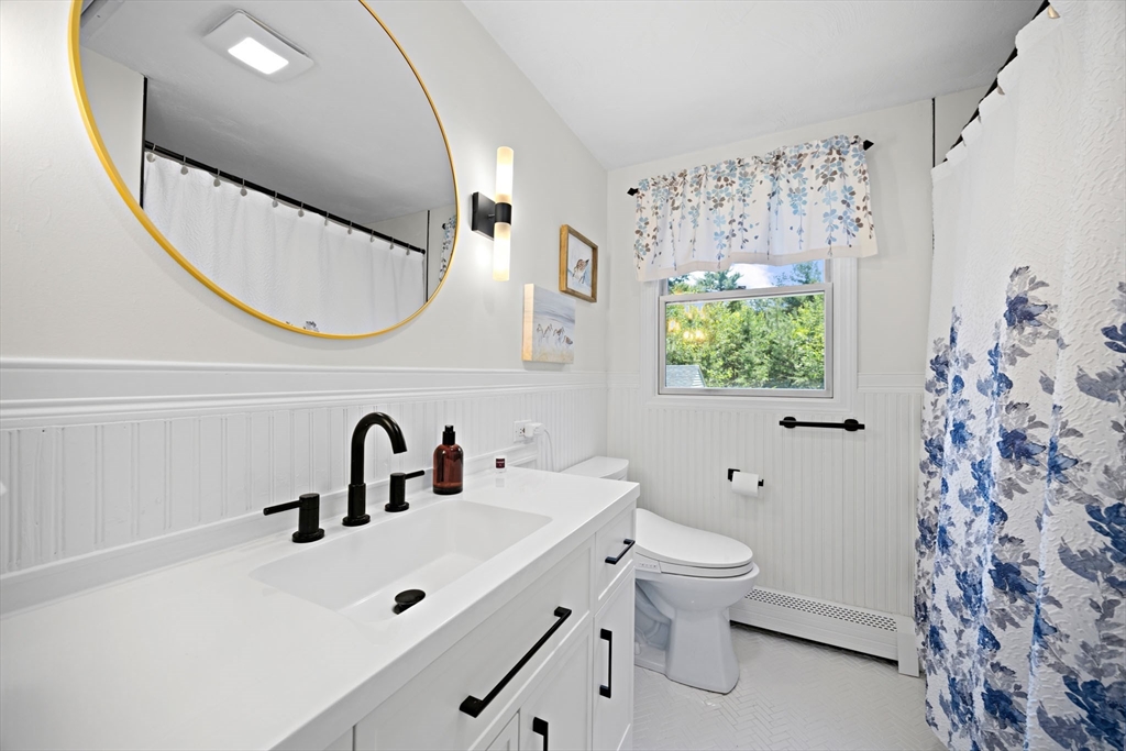 16 Pequot Ter Property Photo 13