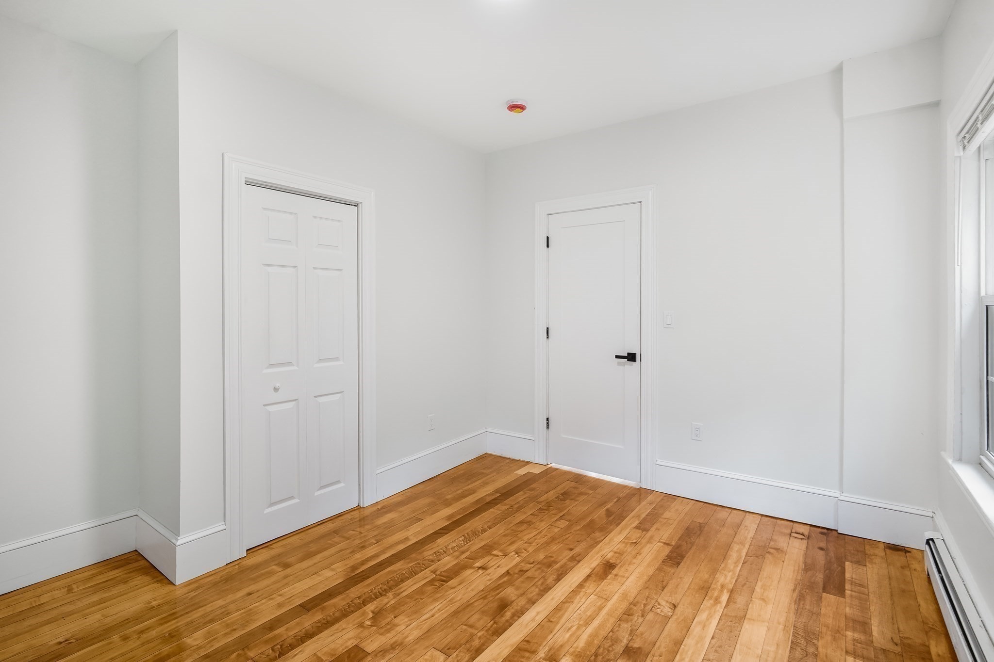 578 Plain St Property Photo 11