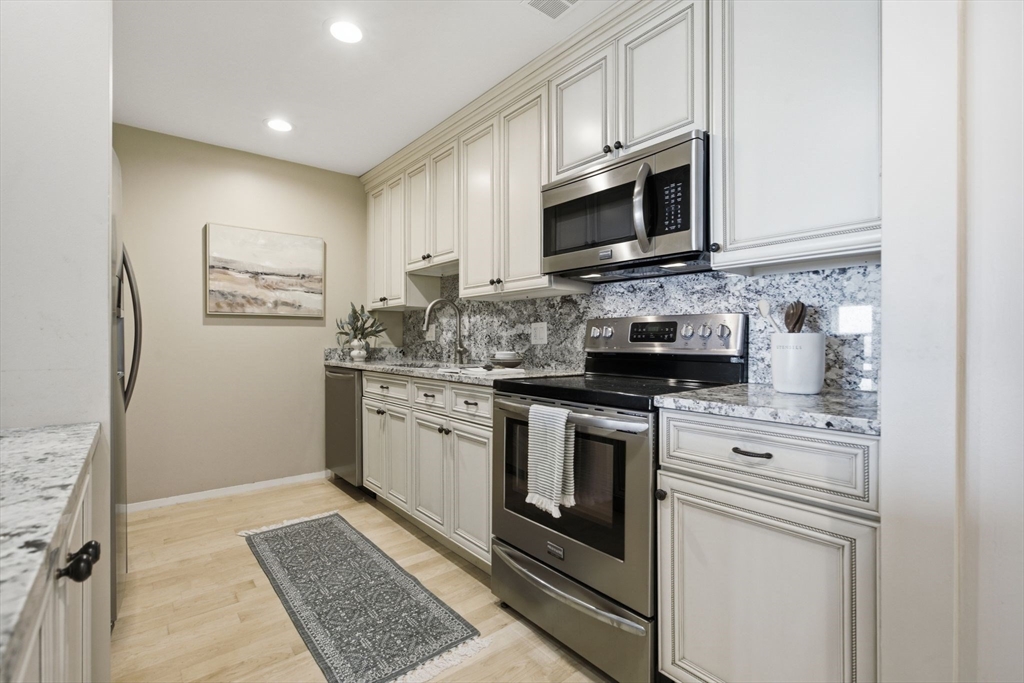 1 Seal Harbor # 210 Property Photo 10