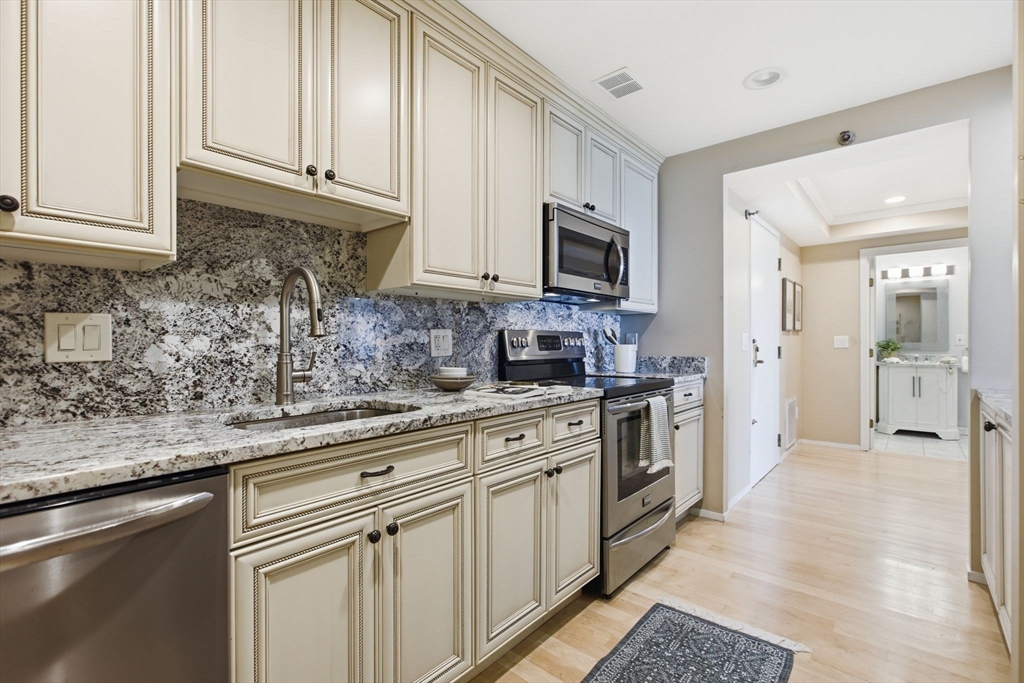 1 Seal Harbor # 210 Property Photo 11