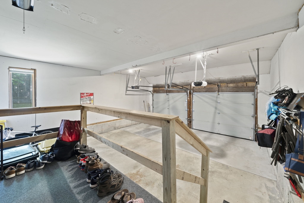 8 Bancroft Cmn # 8 Property Photo 15